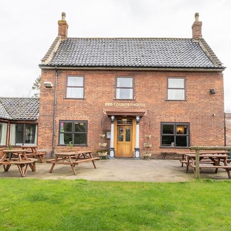 Horsham St Faith Oyo Elm Farm Country House, Norwich Airport מראה חיצוני תמונה